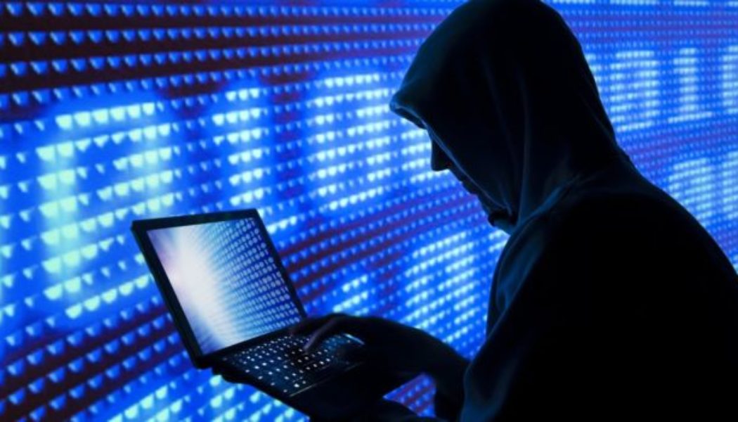 “Tor no comete crímenes, los cometen los criminales”: la defensa del creador de la puerta de entrada a la red oscura de internet
